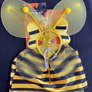 NWT girls Halloween bumblebee costume size age 3+